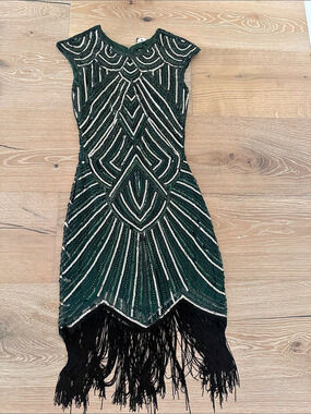 BABEYOND Art Deco Sequin Fringe Flapper Dress NWT XS Green Gold